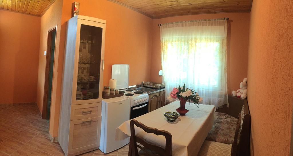 Apartment Sjekloca Virpazar Habitación foto